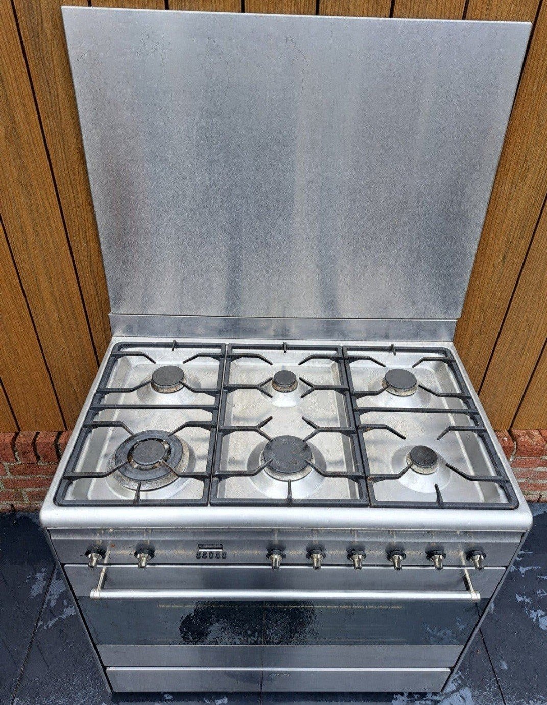 gasfornuis RVS 6  pitten met Oven Smeg Afzuigkap, Ophalen of Verzenden, Overige houtsoorten, Minder dan 200 cm, Pallet