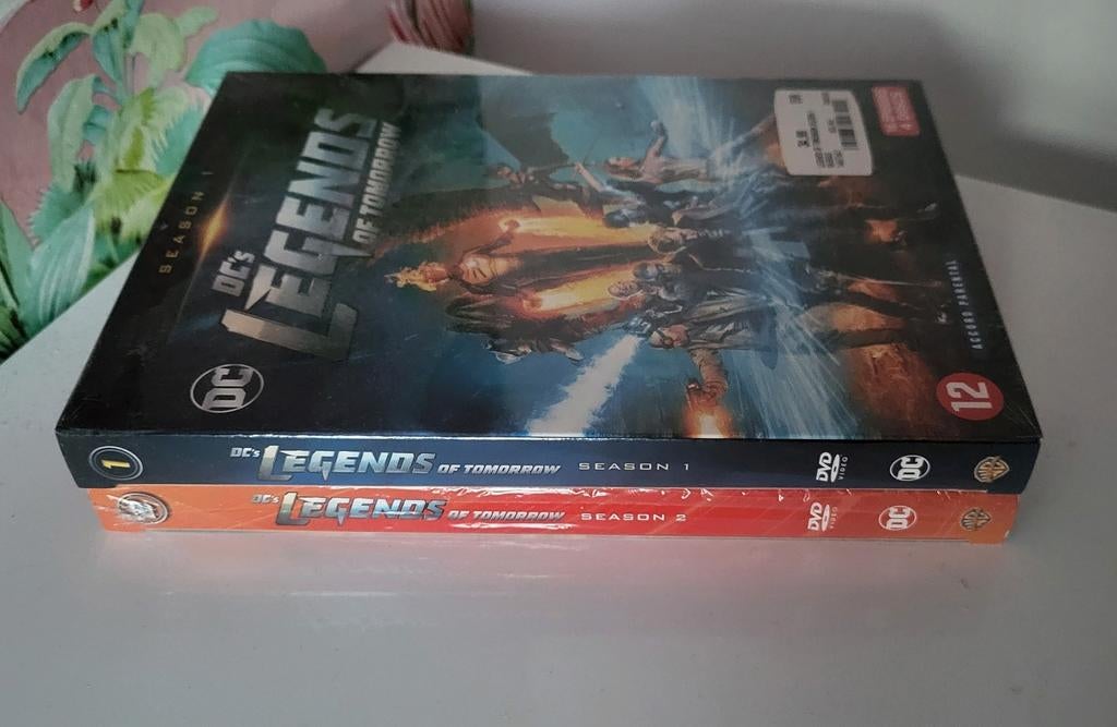 Legends of Tomorrow Seizoen 1 & 2 DVD (Nieuw in plastic), Ophalen of Verzenden, Nieuw in verpakking, Science Fiction en Fantasy