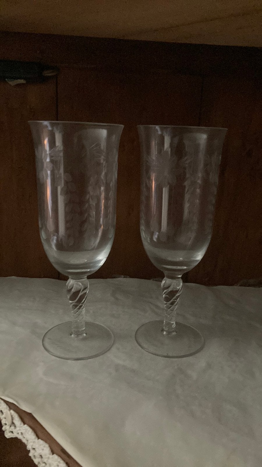 2 oude antieke gegraveerde glazen bierglazen, Ophalen of Verzenden