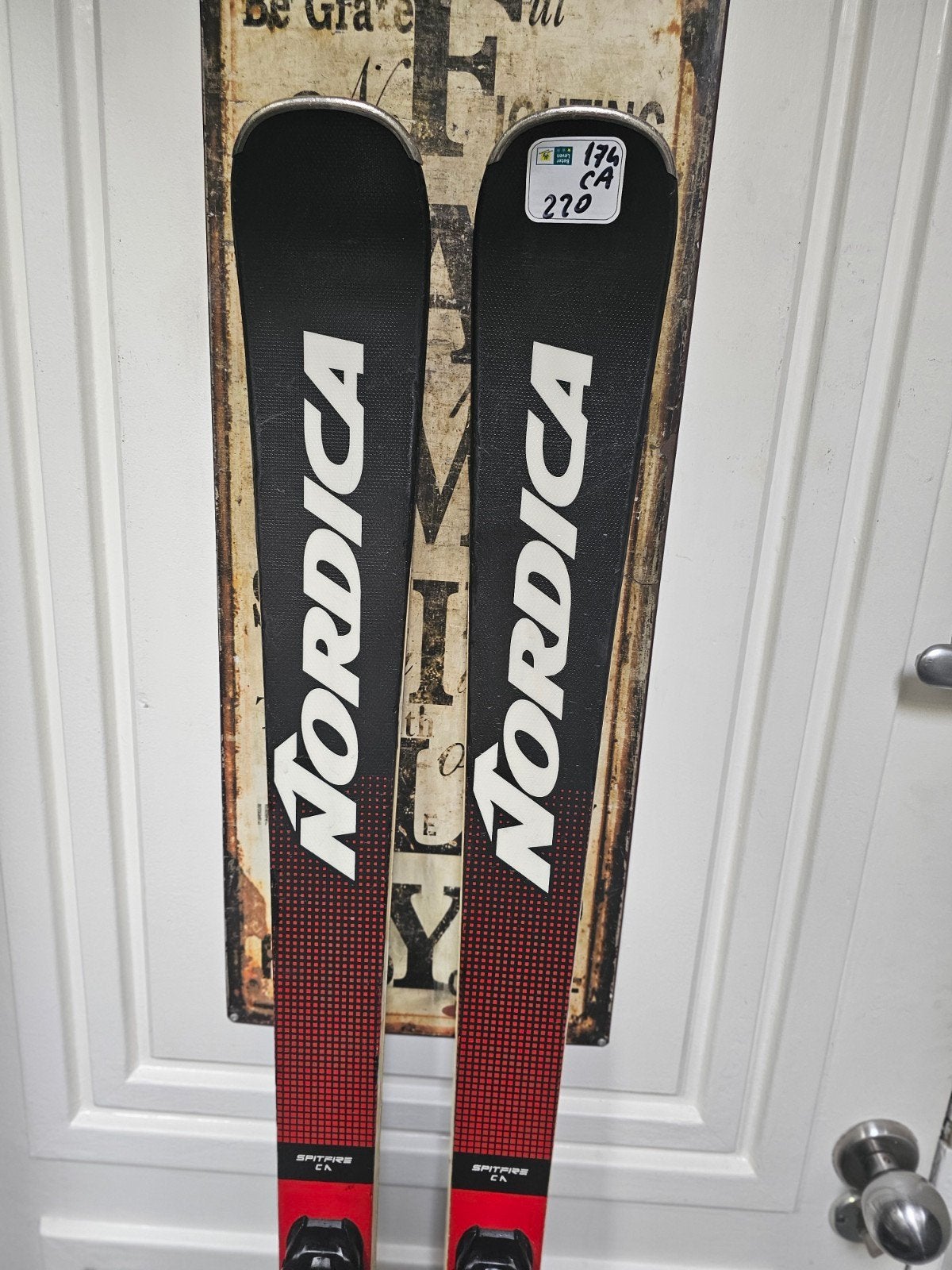174cm NORDICA DOBERMANN SPITFIRE CA ALL ROUND CARBON WOODCOR, 160 tot 180 cm, Gebruikt, Ophalen of Verzenden, Carve