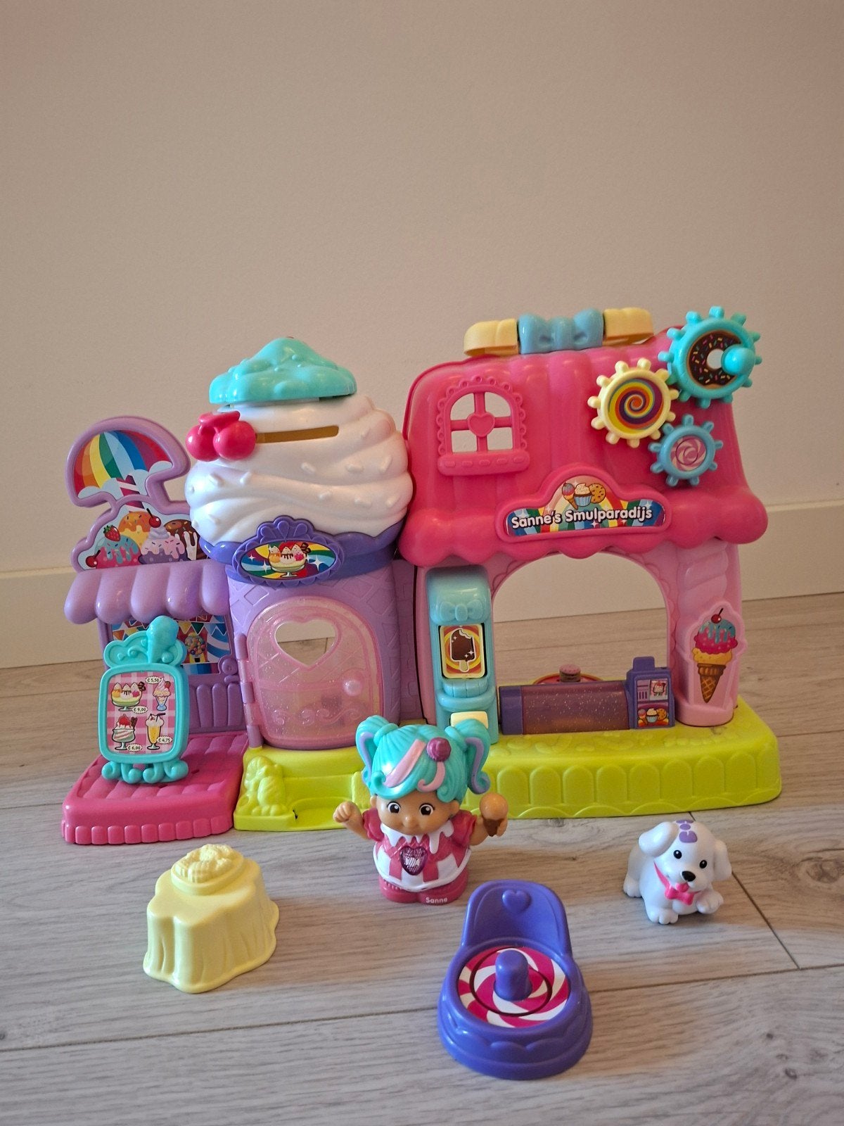 VTech Vrolijke vriendjes Sanne's smulparadijs, Ophalen of Verzenden, Zo goed als nieuw, Meisje
