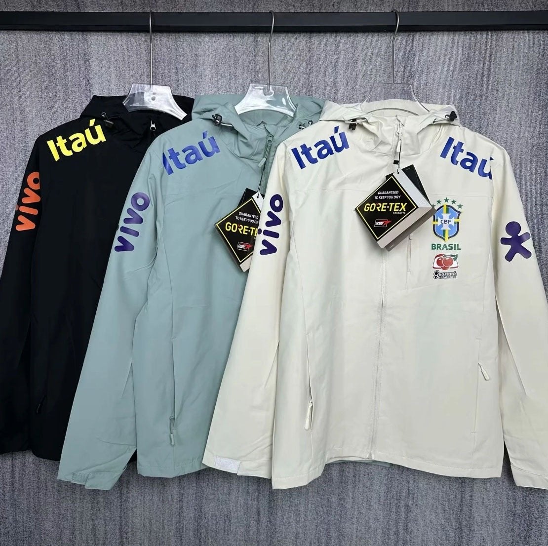 Gore-Tex Brazil Voetbaljas - Diverse Maten, Kleding | Heren, Maat 48/50 (M), Zwart, Nieuw, Ophalen of Verzenden