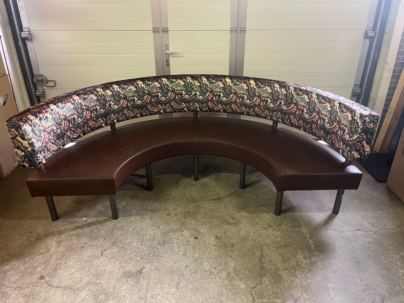 Luxe Halfronde horeca bistro eetkamerbank rond 250 cm, Ophalen, Zo goed als nieuw, Minder dan 4 stoelen