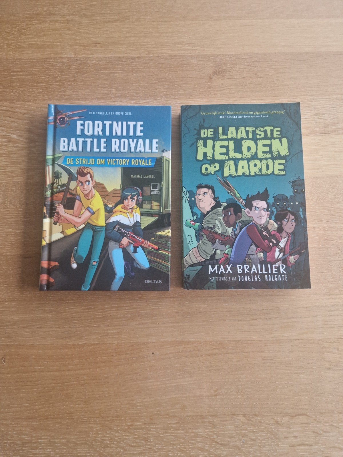 2 jeugdboeken: Fortnite Battle Royale & De Laatste Helden, Boeken, Ophalen of Verzenden, Zo goed als nieuw, Mathias Laydrel, Max Brallier