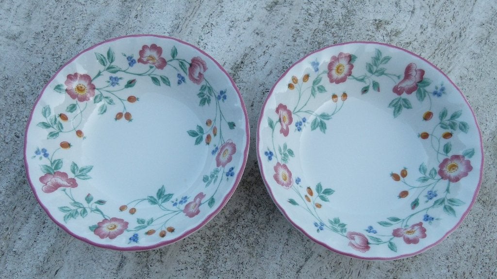Churchill Briar Rose Chart Wel, Huis en Inrichting, Keuken | Servies, Nieuw, Ophalen of Verzenden, Schaal of Schalen, Wedgwood