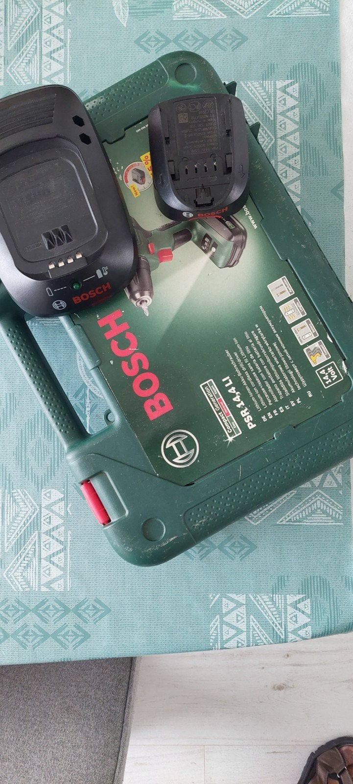 Bosch accu lader, Ophalen of Verzenden, Boor- en Schroefmachine
