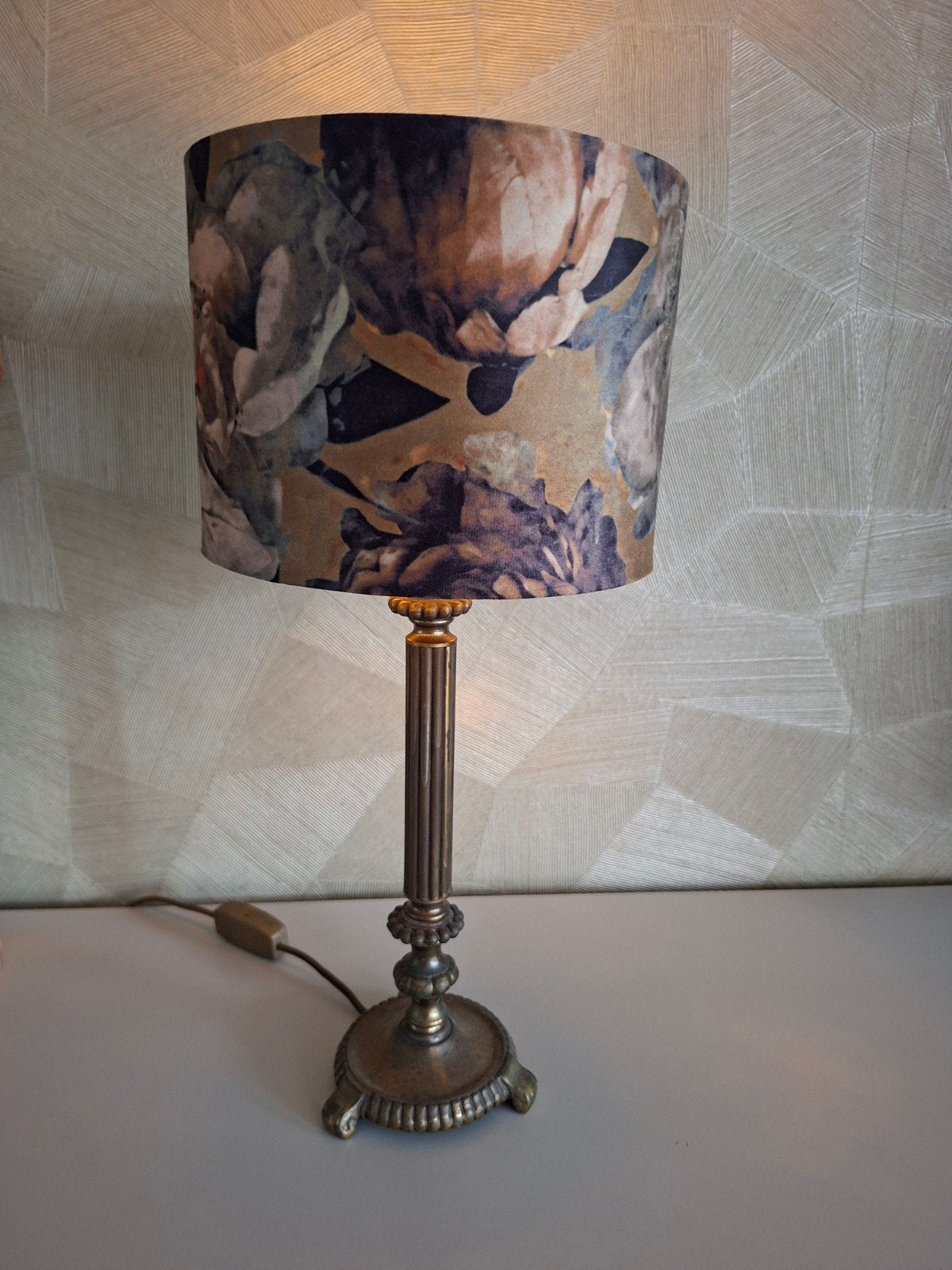Vintage tafellamp met bloemenkap, Ophalen of Verzenden