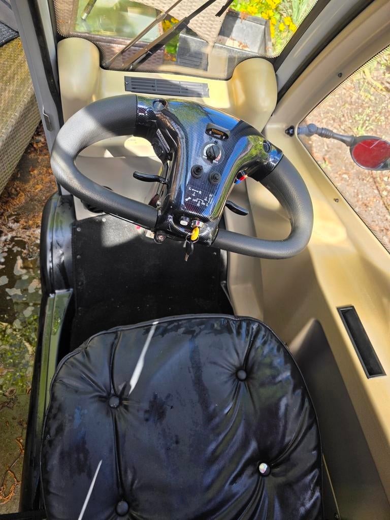 Overdekte scootmobiel, Diversen, Brommobielen en Scootmobielen, Ophalen, Mango, 16 km/u of meer