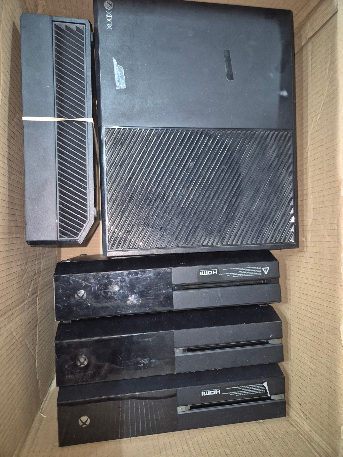 8 defecte Xbox One consoles met harde schijven, Ophalen of Verzenden
