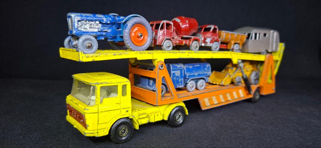 Vintage Matchbox Car Transporter met 6 voertuigen, Ophalen of Verzenden, Gebruikt