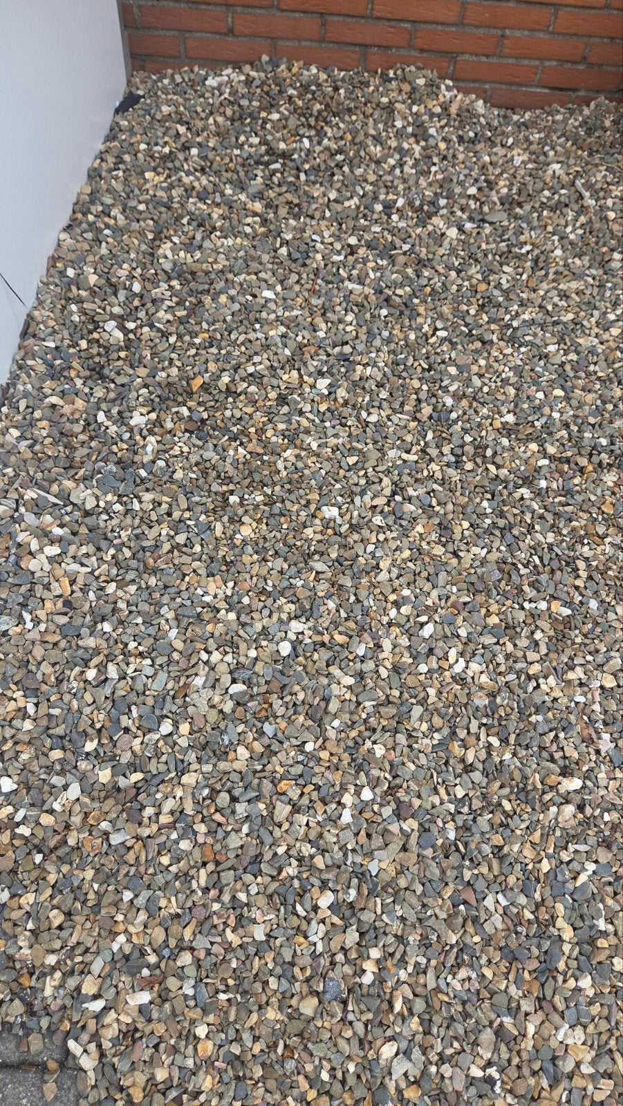 Gratis +-18m² kiezels, Ophalen