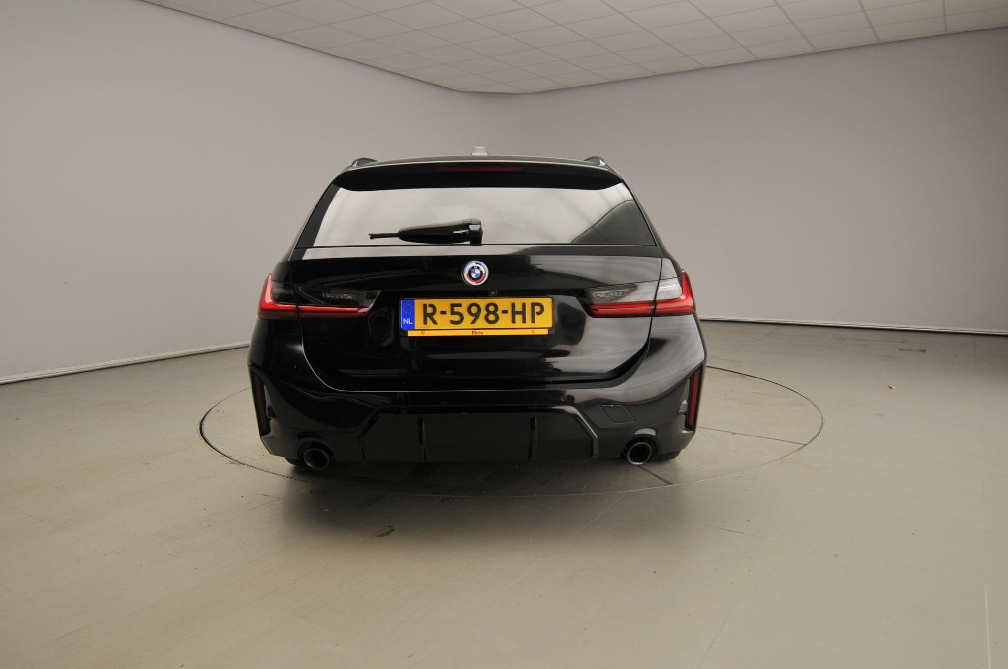BMW 3 Serie Touring 318i | M-Sportpakket | LED | Leder | Nav, Automaat, Gebruikt, Zwart, 3-Serie