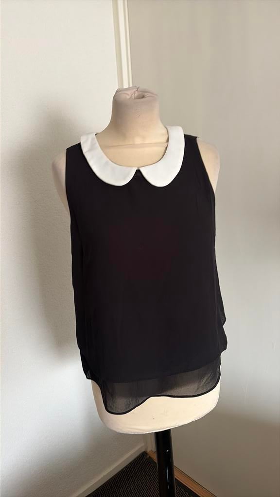 Nieuw mooie top met wit kraagje mt s, Kleding | Dames, Ophalen of Verzenden, Nieuw, Zwart