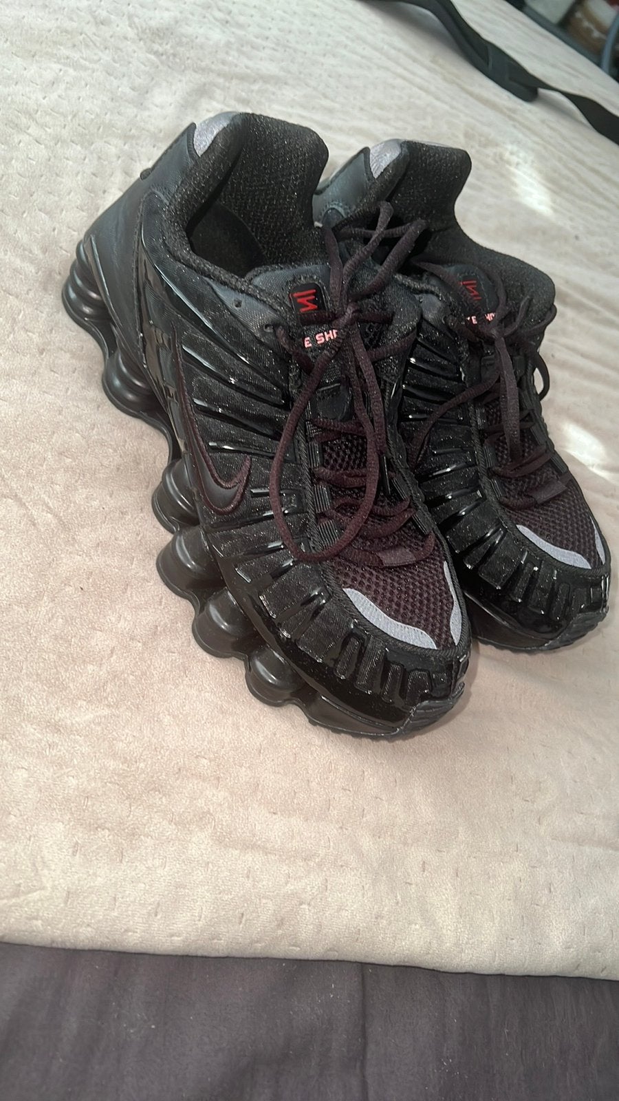 Nike shox zwart maat 41/42, Zwart, Ophalen of Verzenden, Sneakers of Gympen, Zo goed als nieuw