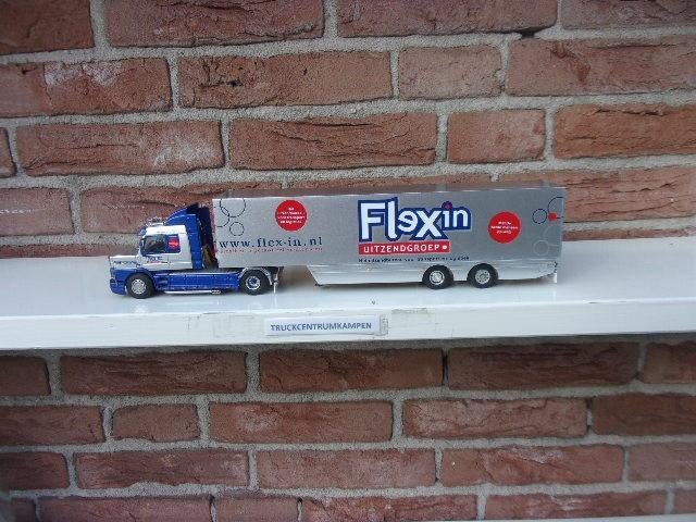 WSI  Scania  3  Topline  Streamline  van  FLEX - IN