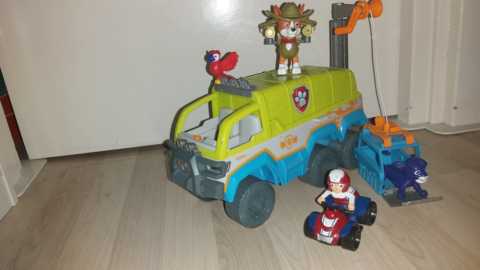 Paw Patrol Jungle Terrein Voertuig met figuren, Ophalen, Gebruikt