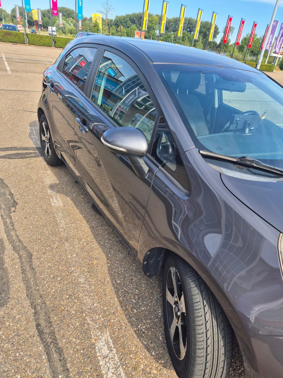 Kia Rio 1.2 I 5DRS 2013 Grijs, Auto's, 450 kg, 40 €/maand, 4 cilinders, Origineel Nederlands