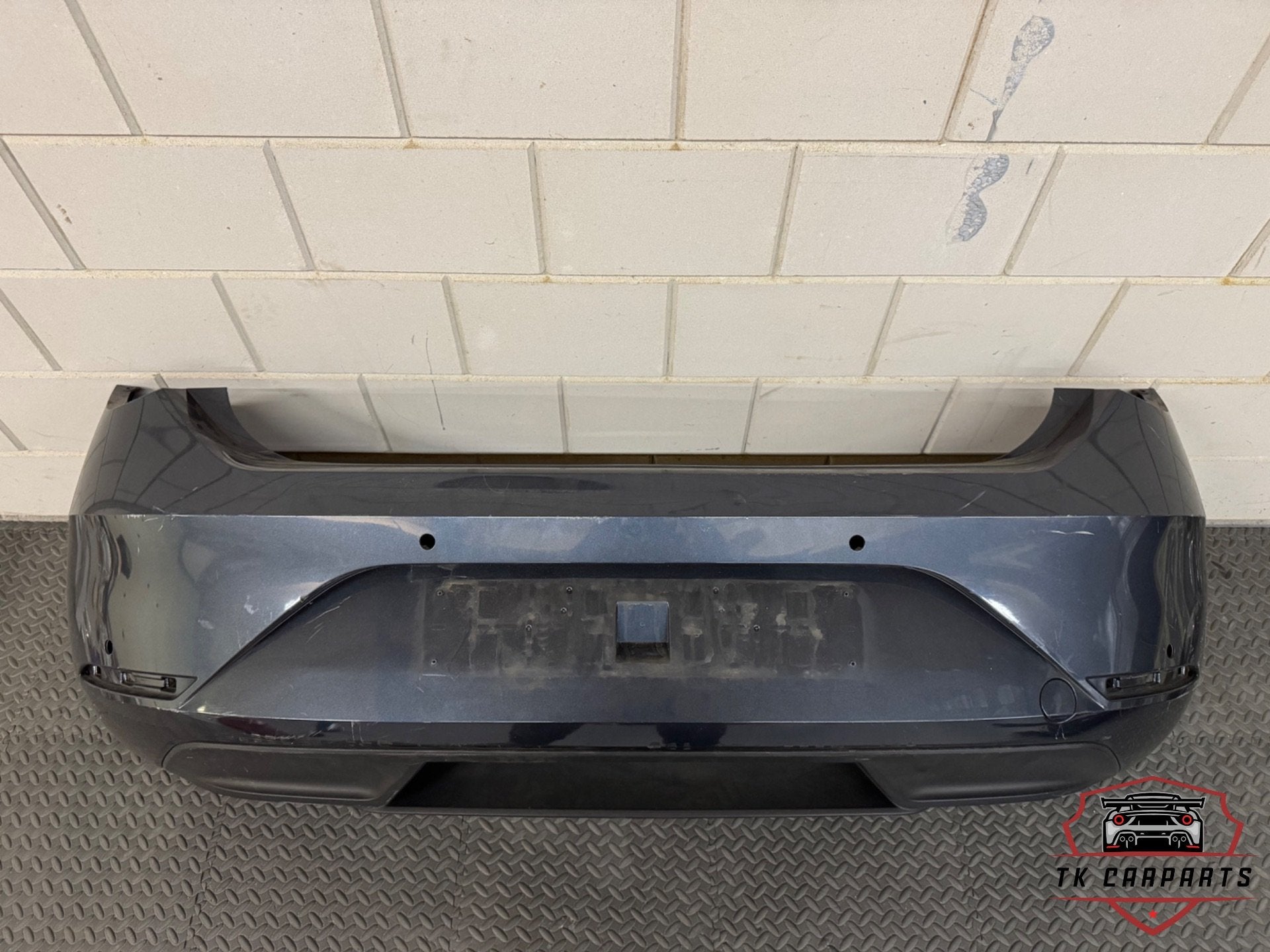 Seat Leon 2020+ achterbumper inclusief diffuser, Gebruikt, Autovia A-2, Km 585 585
08760  Martorell, ES, Ophalen of Verzenden