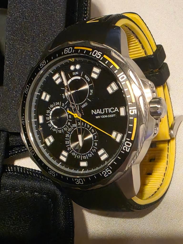Nautica horloge met originele hoes, Sieraden, Tassen en Uiterlijk, Horloges | Heren, Overige merken, Gebruikt, Polshorloge, Kunststof