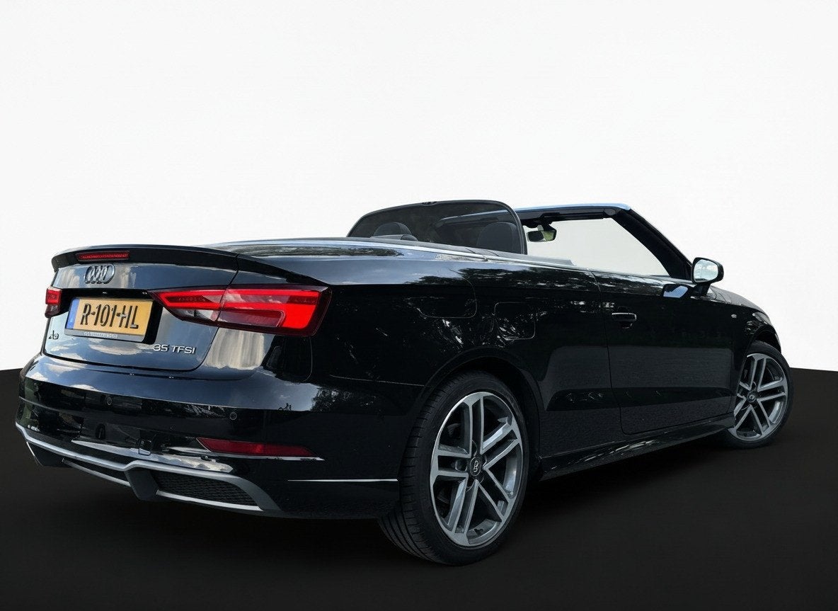 Audi A3 Cabriolet 35 TFSI CoD 150PK S-TRONIC S LINE ADVANCE, Auto's, 12 maanden, 4 cilinders, 4 stoelen, Zwart