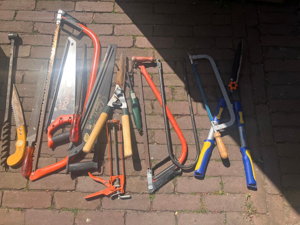 Divers: gereedschap oa zagen en snoeischaren, Ophalen, Zo goed als nieuw