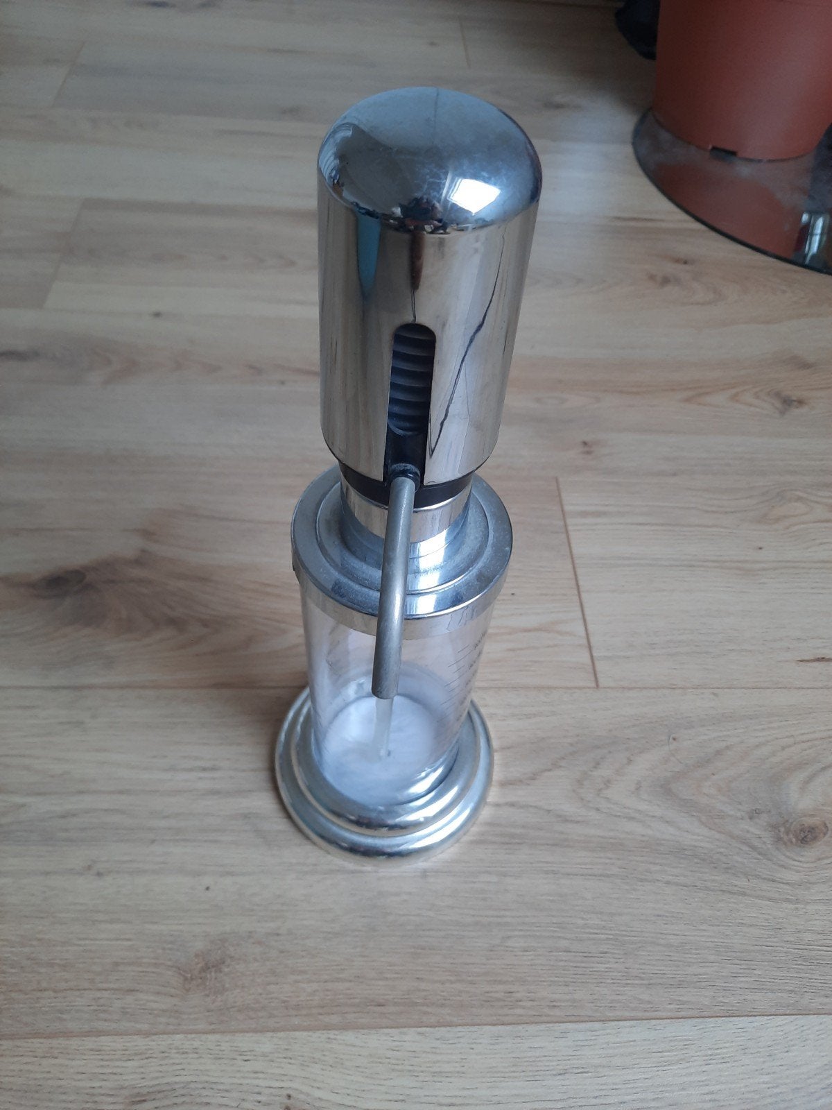 Grote drank dispenser. In nette staat. Past een liter in, Ophalen of Verzenden, Gebruikt