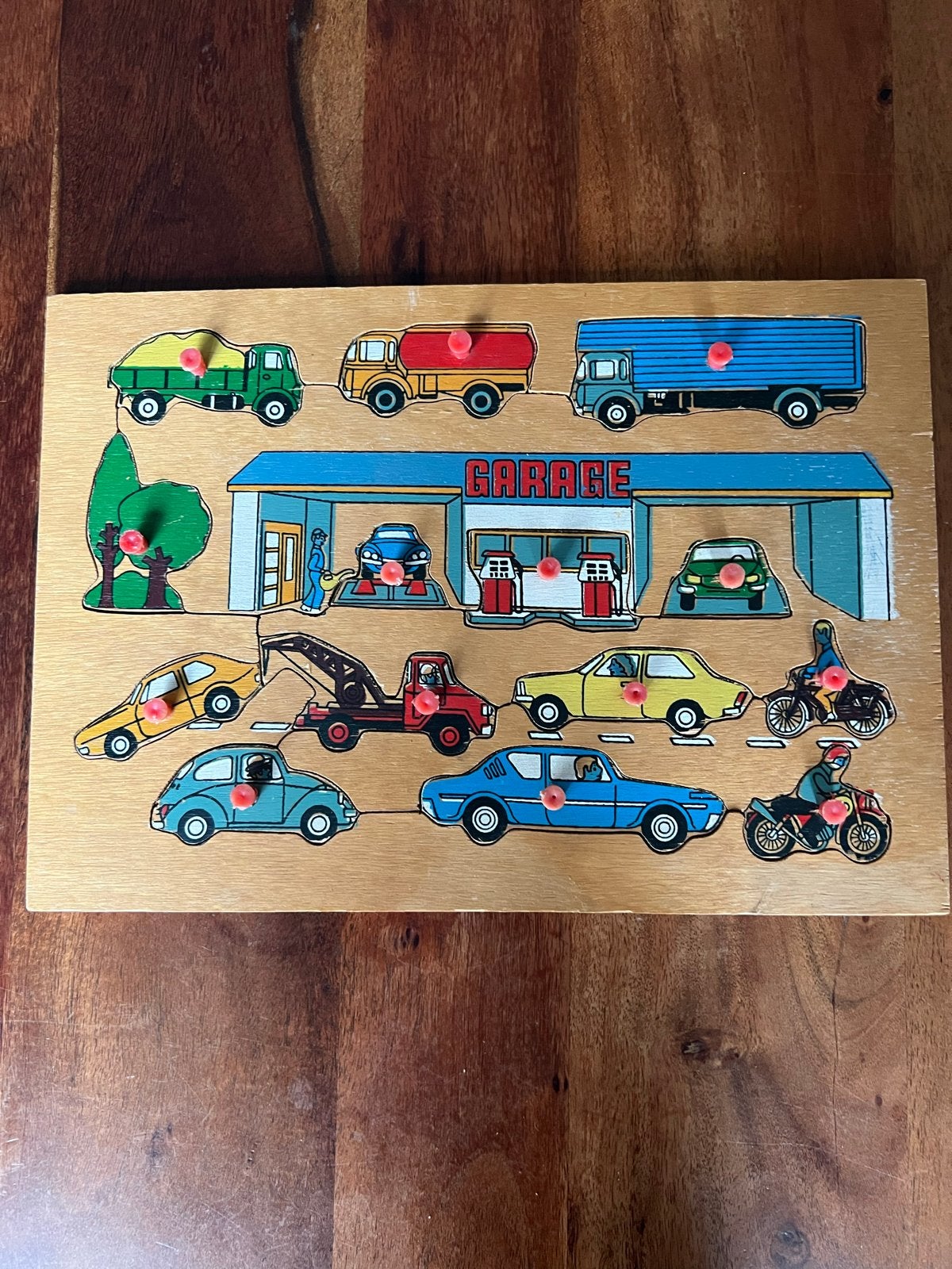 Oude Vintage Houten voertuigen puzzel - Garage thema, Ophalen of Verzenden, Gebruikt, Puzzelen