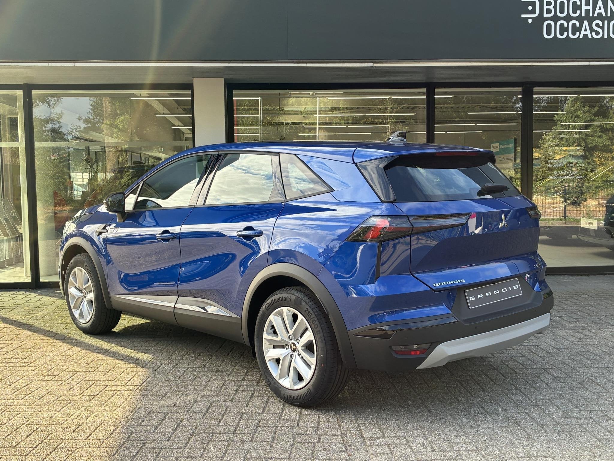 Mitsubishi Grandis 1.8 HEV Intense NIEUW UIT VOORRAAD LEVERB, Auto's, Stof, 1789 cc, Met garantie (alle), Blauw