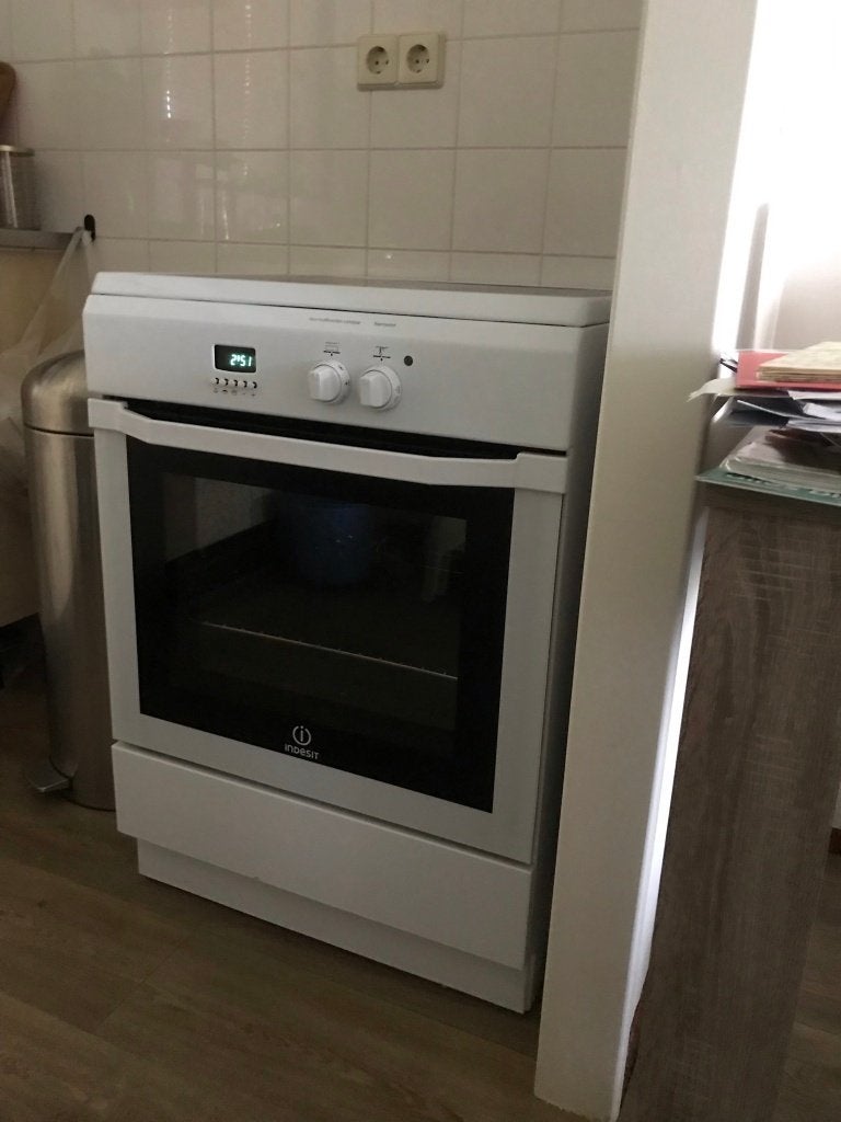 Fornuis, Witgoed en Apparatuur, Ophalen, 60 cm of meer, 4 kookzones, Zo goed als nieuw