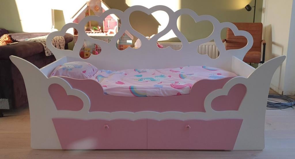Lief wit/roze kinderbed met hartjes + matras & 2x beddengoed, Kinderen en Baby's, Ophalen, 140 tot 160 cm, 70 tot 85 cm, Matras