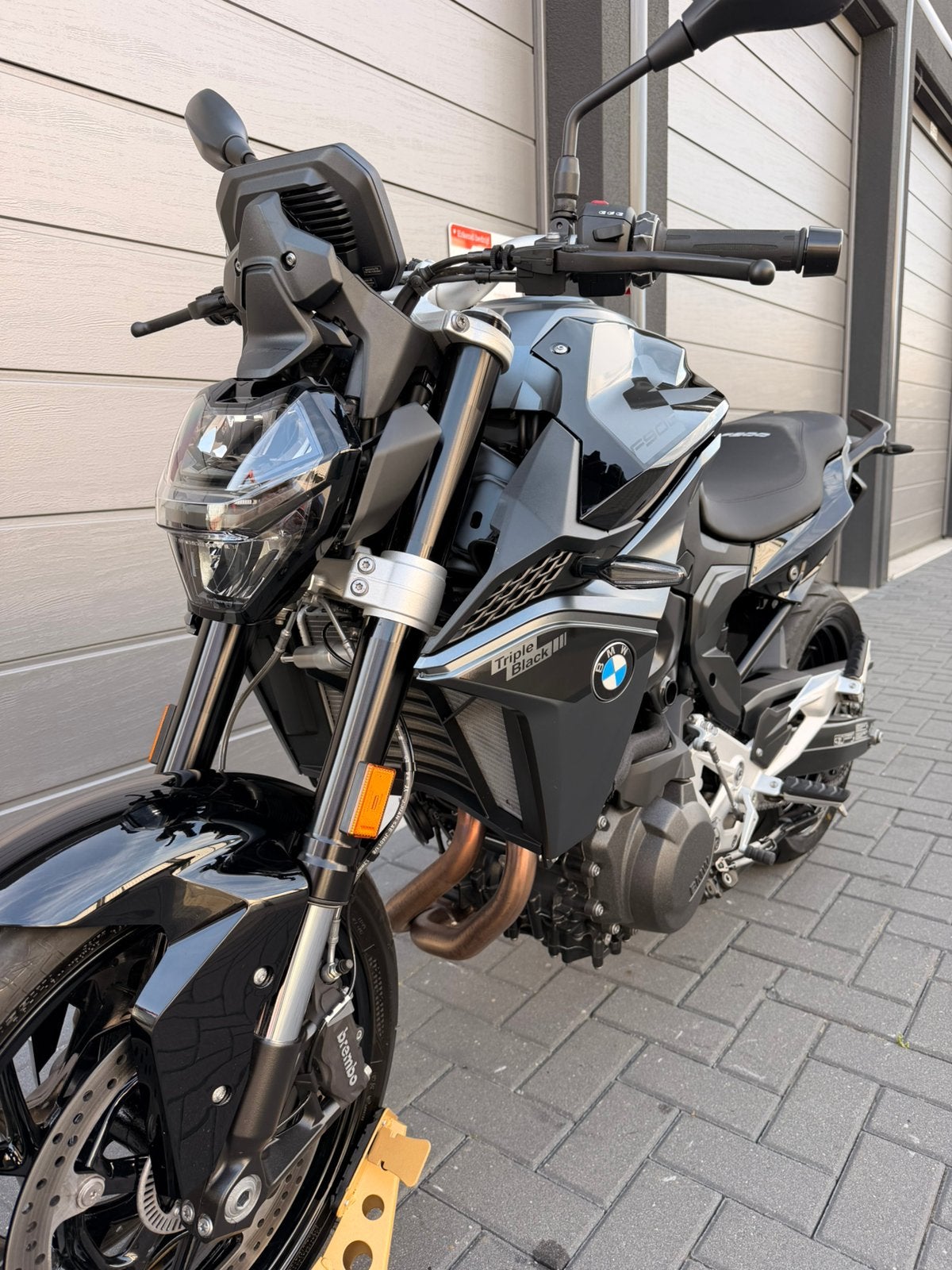 *VERKOCHT* BMW F 900 R Triple Black f900 f900r, Occasion, Motorrijbewijs A, Bedrijf, Meer dan 35 kW