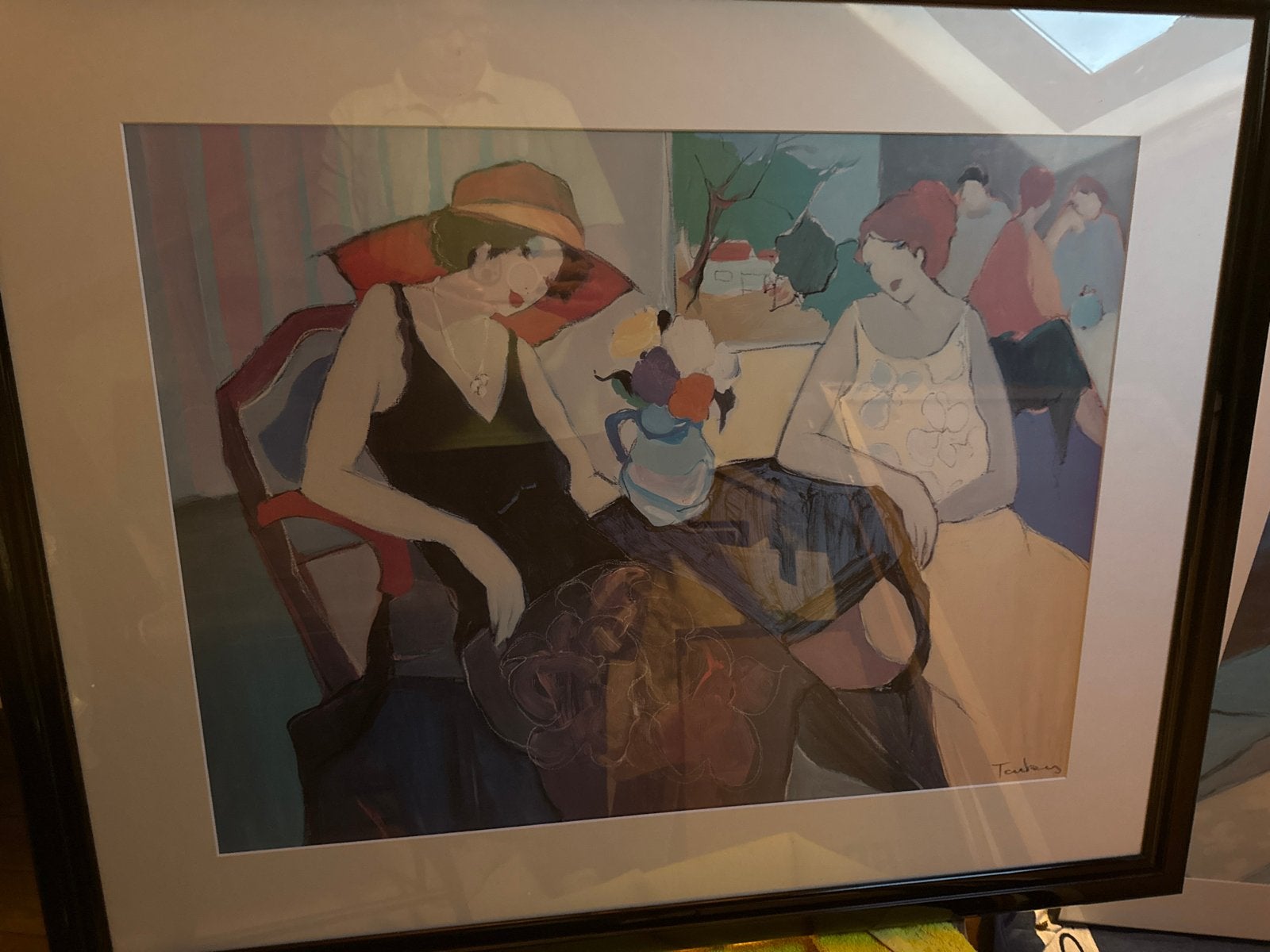 Kleurrijke print van Tarkay: Twee dames in gesprek, Portret of Personen, Impressionistisch, Ophalen of Verzenden, Gesigneerd