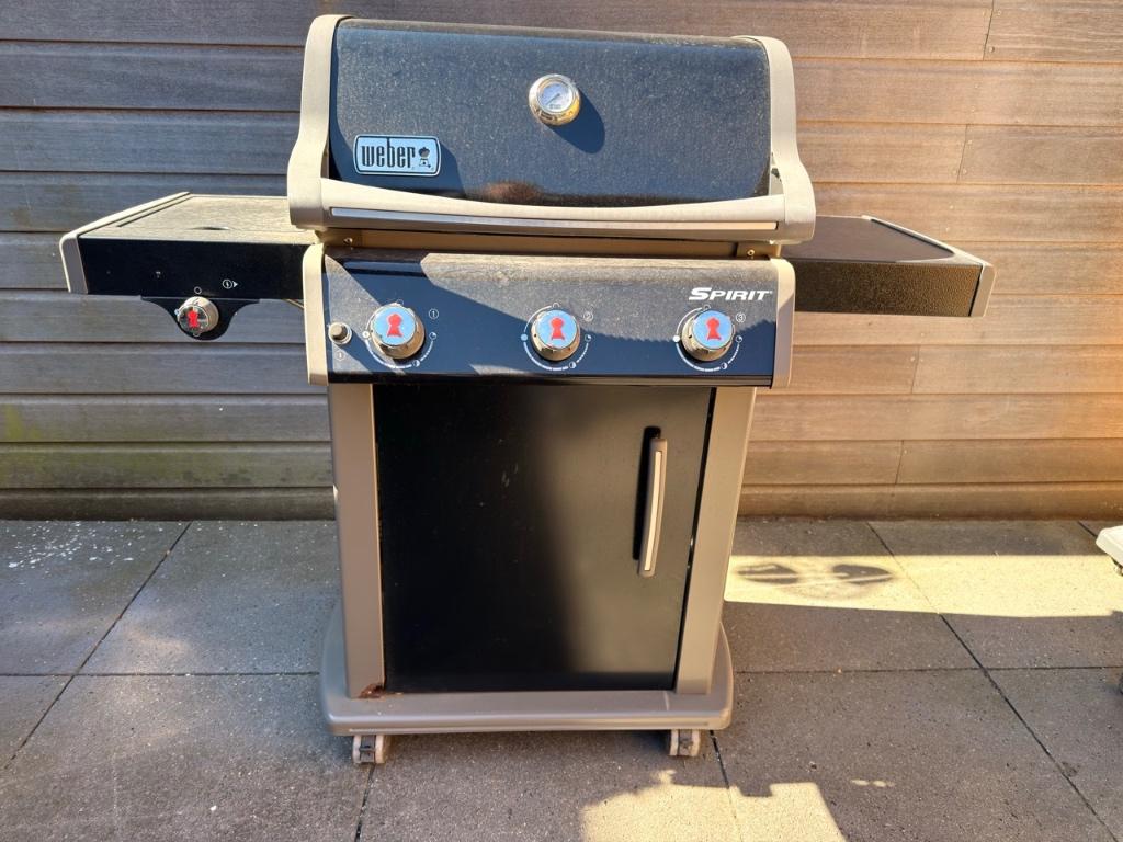 Weber Spirit E320 GBS gas BBQ incl. beschermhoes, Ophalen, Gebruikt, Weber
