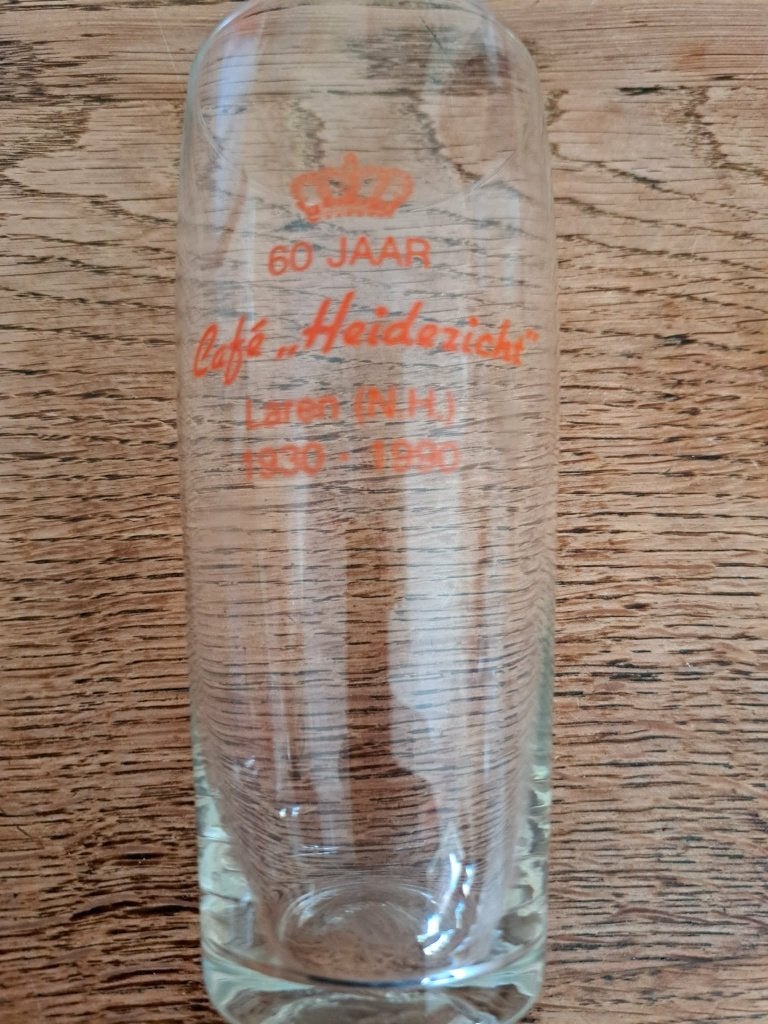 glaswerk, Laren (N-H), Verzamelen, Glas en Borrelglaasjes, Ophalen of Verzenden, Zo goed als nieuw, Bierglas