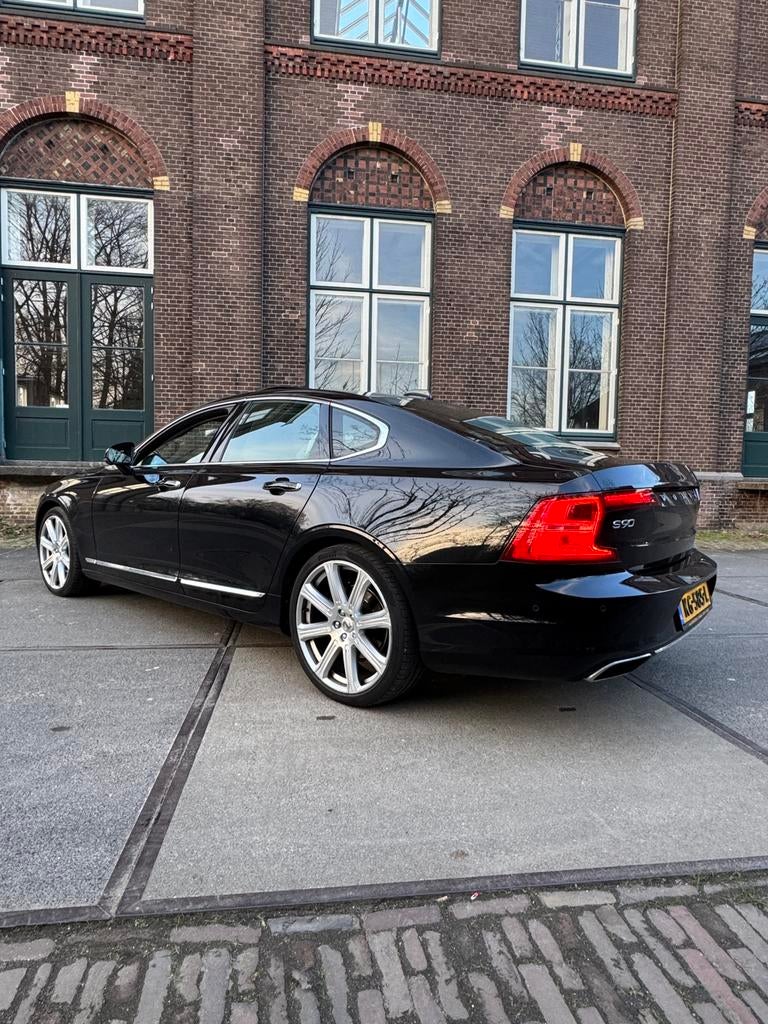 Volvo S90 D4 Inscription DealerOH Schuifdak HUD B&W 360°, Auto's, Volvo, 1800 kg, 1969 cc, Diesel, Particulier