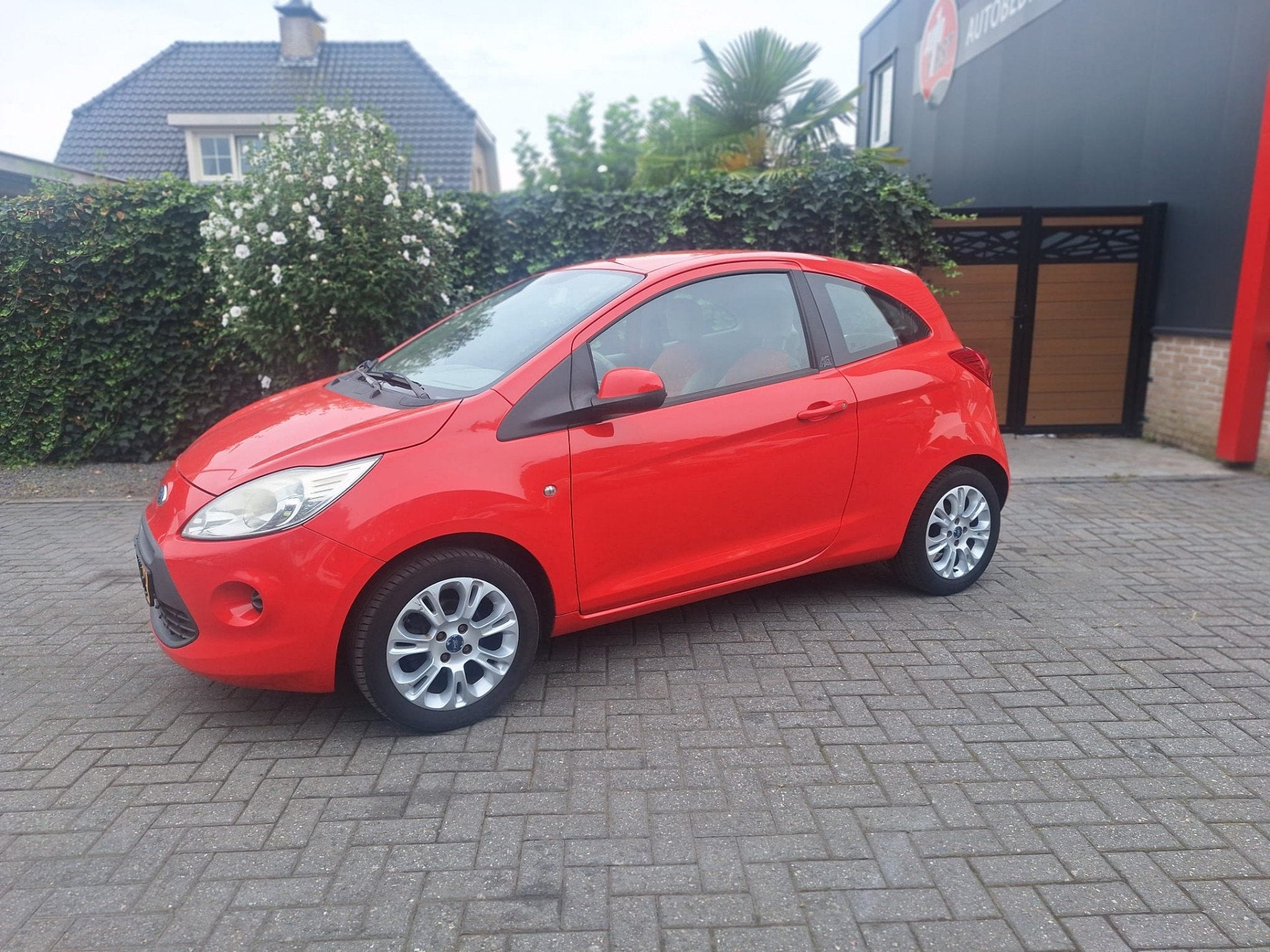 Ford Ka 1.2 Trend, Auto's, Voorwielaandrijving, Stof, Gebruikt, 4 stoelen