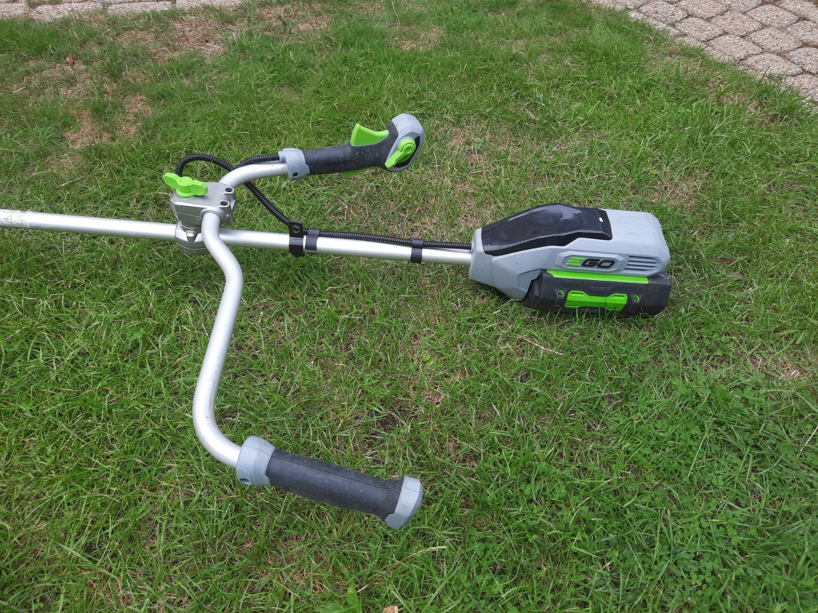 EGO Bosmaaier BC1500E Accu met lader, Ophalen, Gebruikt, Accu, EGO