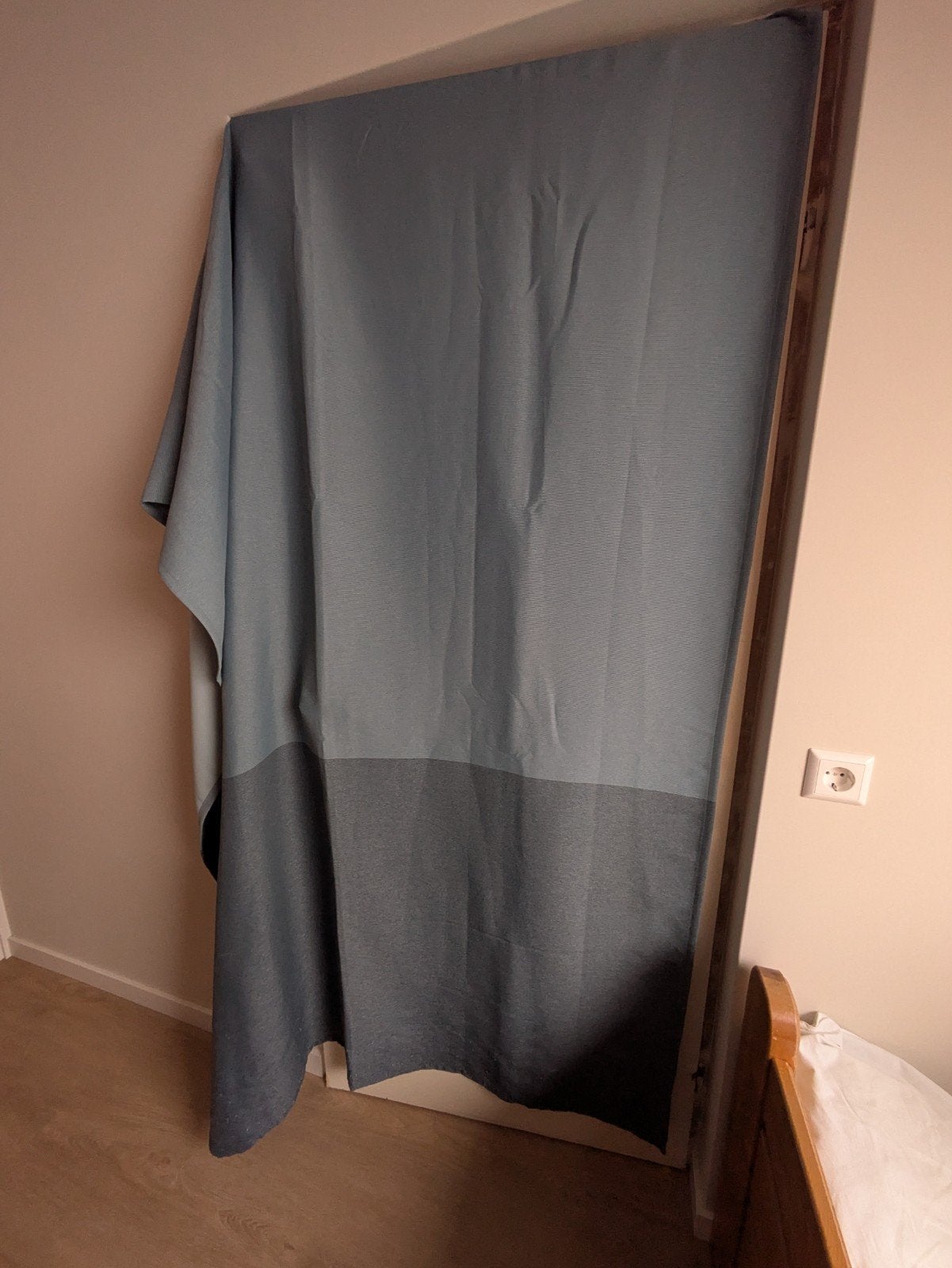 Verduisterende gordijnen IKEA blauw inclusief haken, Huis en Inrichting, Ophalen, Gebruikt, Blauw, Gordijn