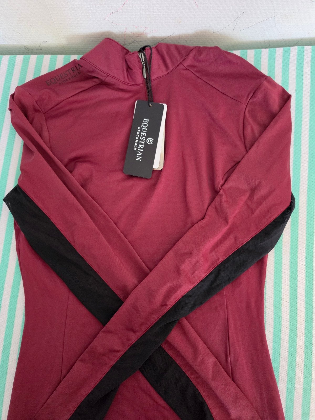 Diverse maten Equestrian Stockholm airbreeze sunshirt bordea, Ophalen of Verzenden, Dressuur, Bovenkleding