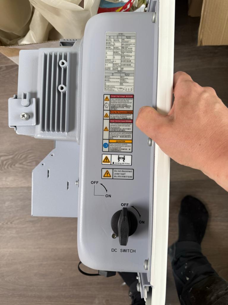 Huawei SUN2000-15KTL-M5 Omvormer, Doe-het-zelf en Verbouw, Zonnepanelen en Toebehoren, Ophalen of Verzenden, Zo goed als nieuw