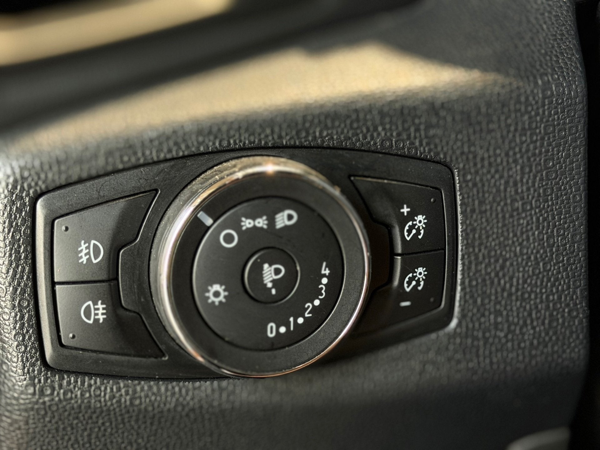 Foto 19 van Ford EcoSport 1.0 EcoBoost Titanium Automaat |NAVI|PCD|LMV|