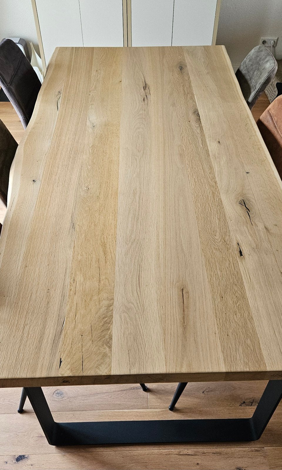 Foto 5 van boomstam eiken eettafel 200x100  (6p)