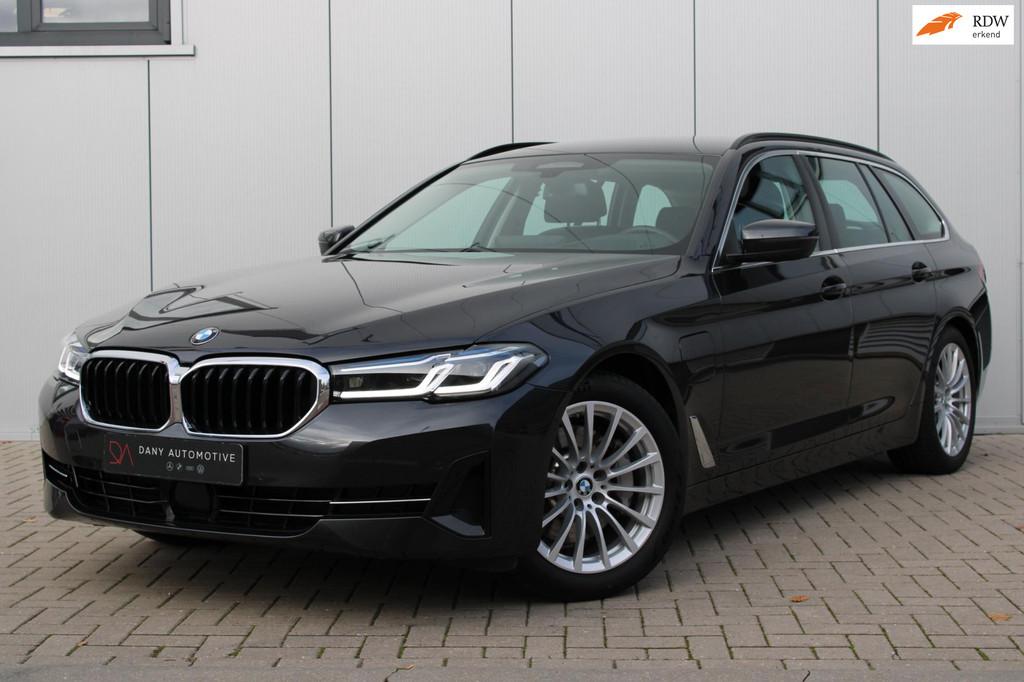 BMW 5-serie Touring 520e ACC I LASER I KEYLESS I EL. TREKH., Auto's, Automaat, 1998 cc, Achterwielaandrijving, Gebruikt
