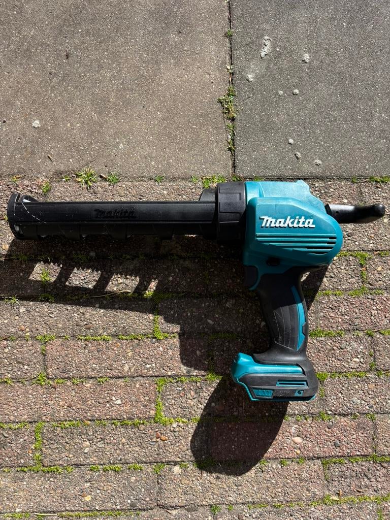 Makita kitspuit, Ophalen of Verzenden, Zo goed als nieuw