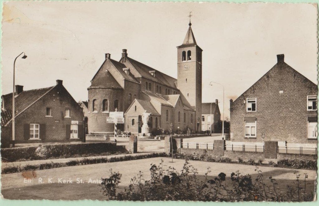 Ell (L) Gemeente Hunsel R.K. kerk St. Antonius '58, Ophalen, 1940 tot 1960, Gelopen, Limburg