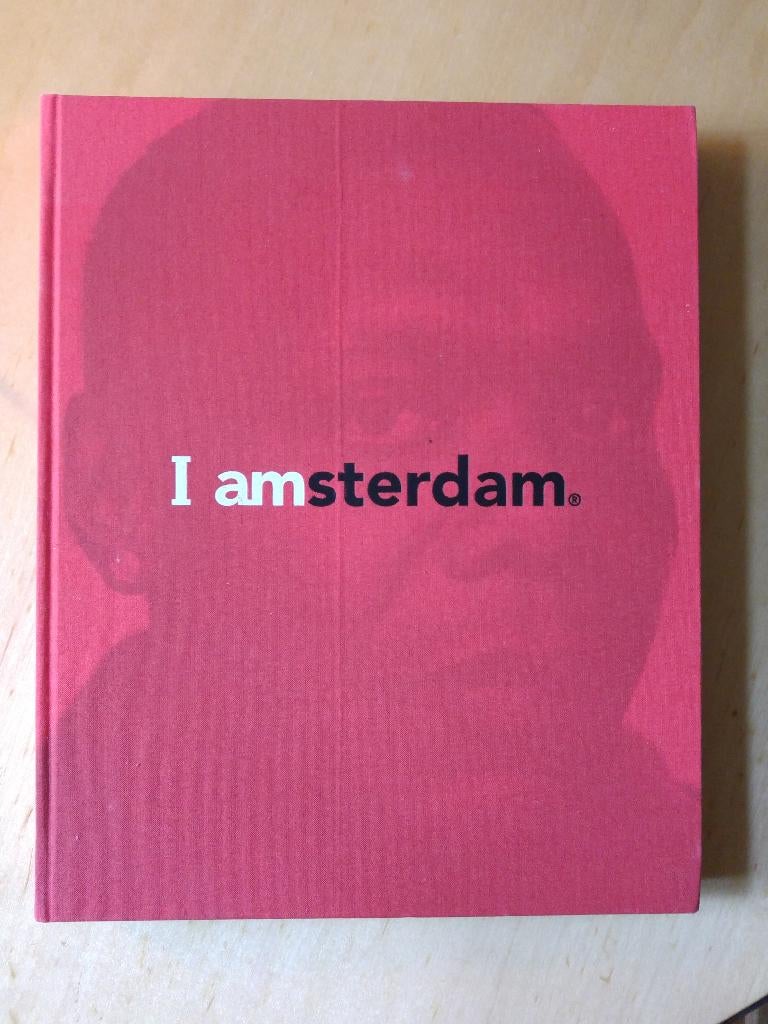 I Amsterdam - a portrait of a city and its people (2004), Ophalen of Verzenden, Zo goed als nieuw, Fotografen