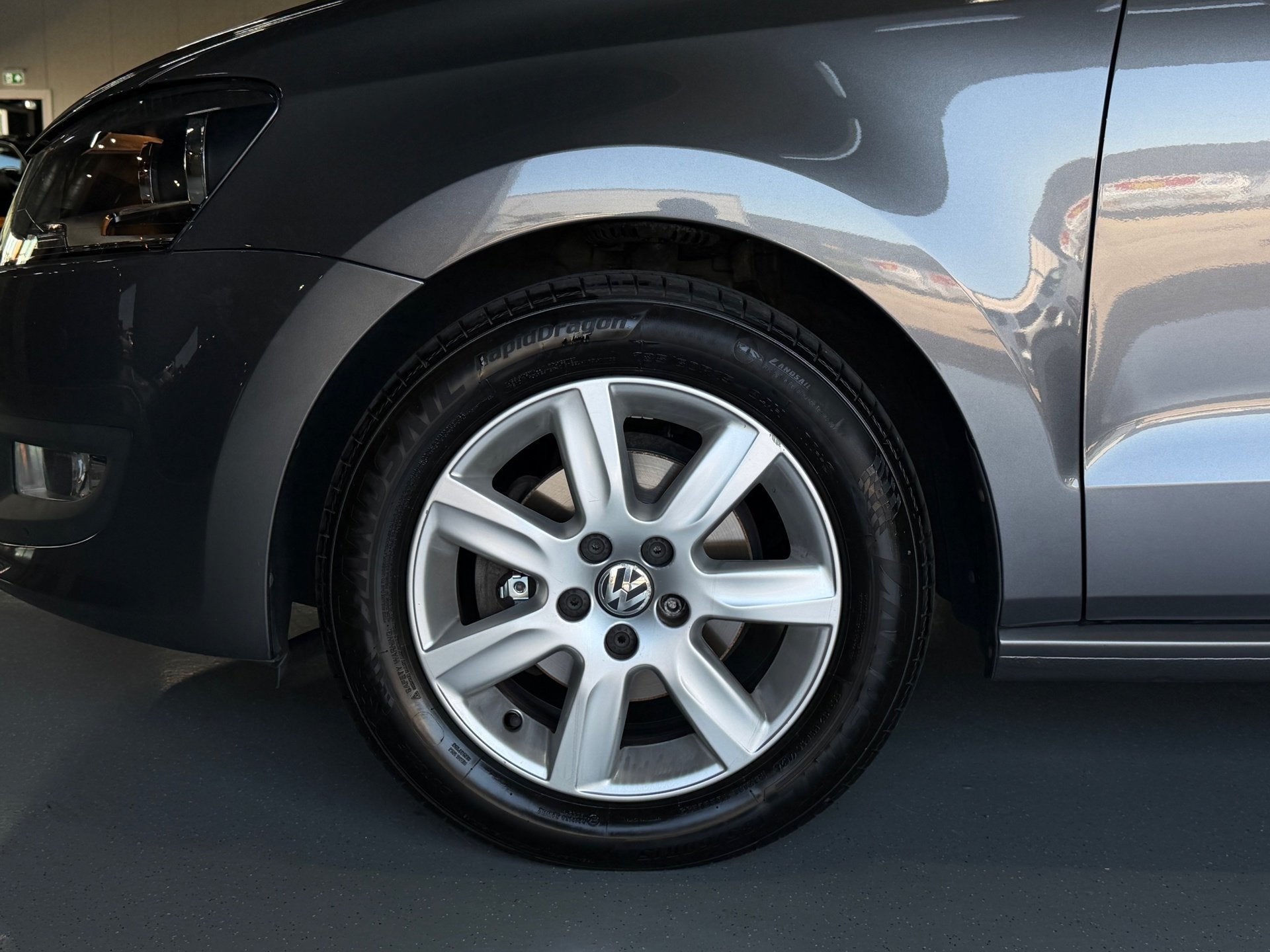 Volkswagen Polo 1.2 TSI Highline CRUISE/PDC/AIRCO/KETTINGNEW, Auto's, Voorwielaandrijving, Euro 5, Zwart, Handgeschakeld