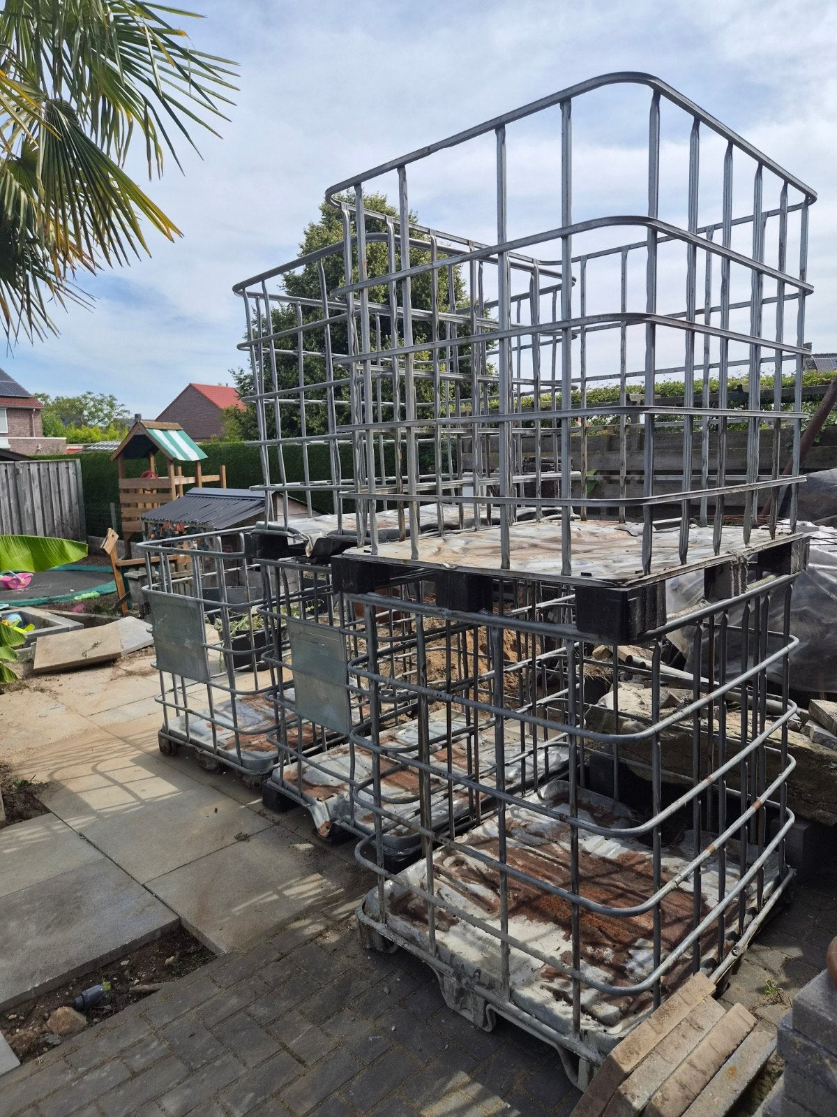 5 ibc's voor haardhout opslag oid, Minder dan 3 m³, Ophalen