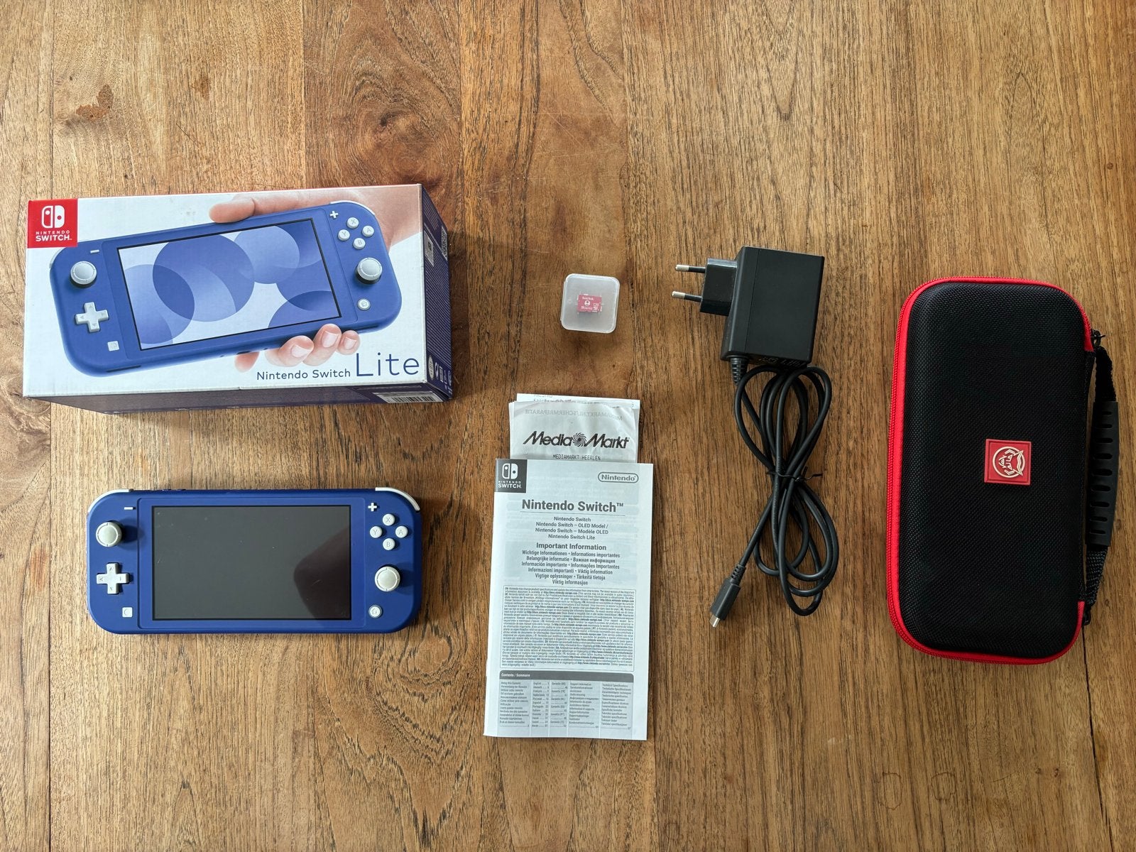 Nintendo Switch Lite + 128GB MicroSD + Case, Spelcomputers en Games, Spelcomputers | Nintendo Switch Lite, Ophalen, Turquoise