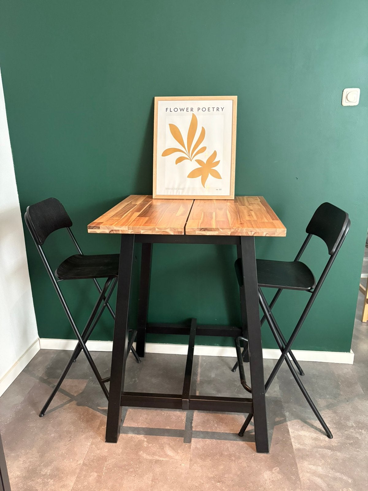 Bartafel met stoelen, Ophalen, Gebruikt